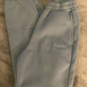 Comfrt signature sweatpants in sky blue. New in bag
